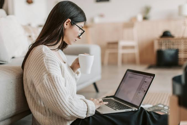 Working Remotely for a Foreign Employer While Living in Toronto